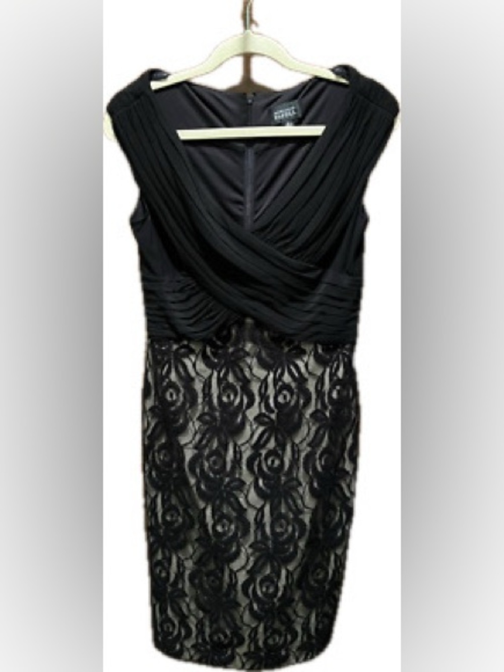 Adrianna Papell A-Line Dress Black & Gold Knee Length